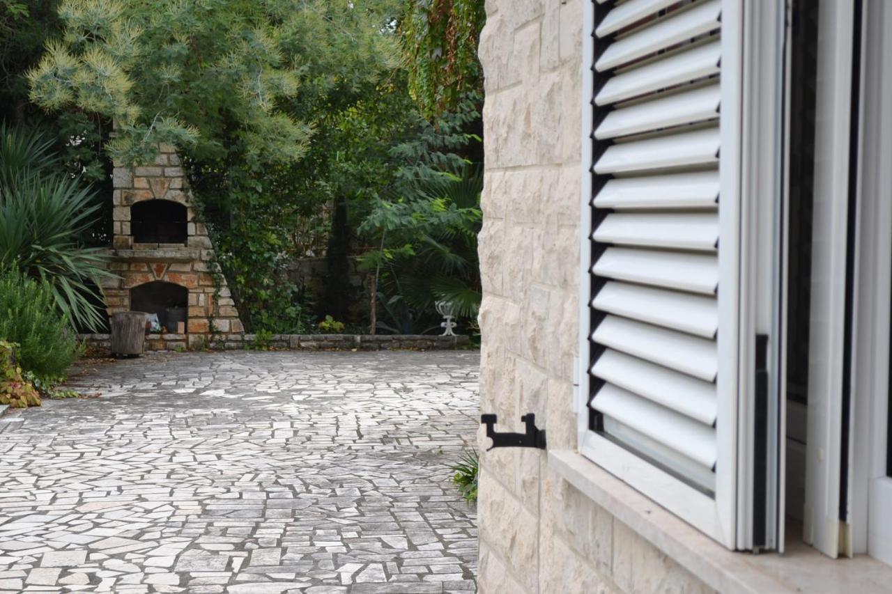 Villa Edward Premantura Exterior foto