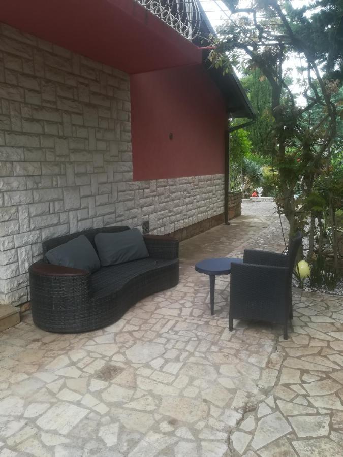Villa Edward Premantura Exterior foto