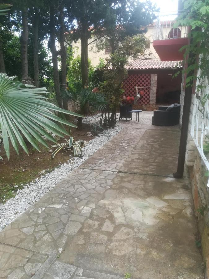 Villa Edward Premantura Exterior foto